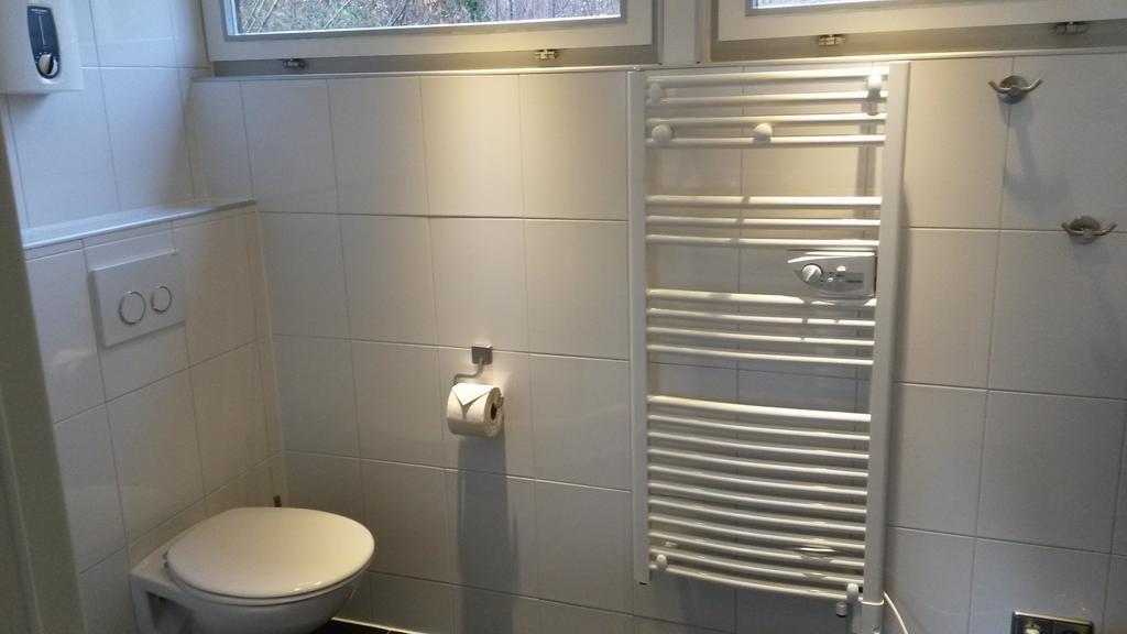 Nurdachhaus Ferienpark Schellbron Schellbronn Eksteriør billede